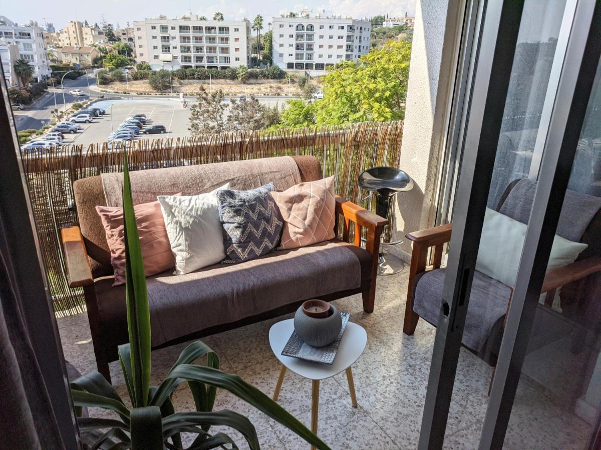 Fantastic 1 Bed Apartment By The Sea Opposite 4 Seasons Limassol Exterior photo
